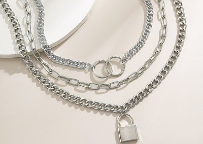 Ожерелье-цепочка с замком